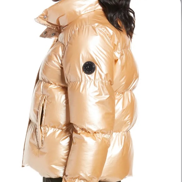 Noize Shimmering Gold Puffer Jacket - Picture 3 of 16